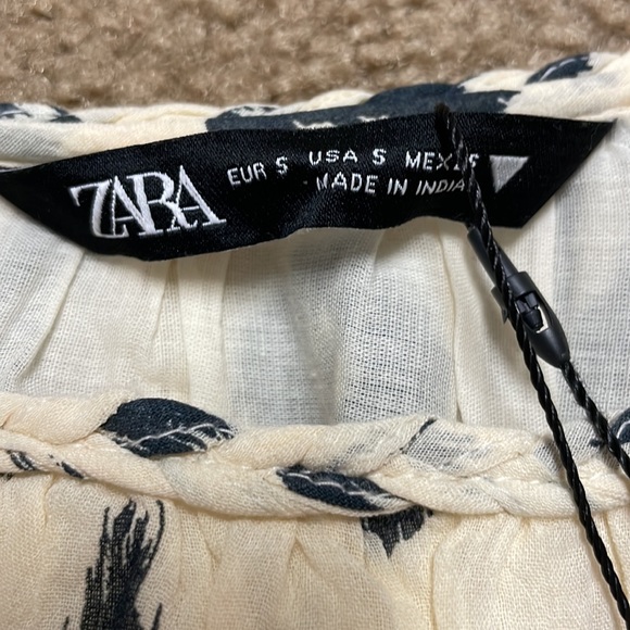 Zara women one shoulder shirt. Small - Picture 5 of 8